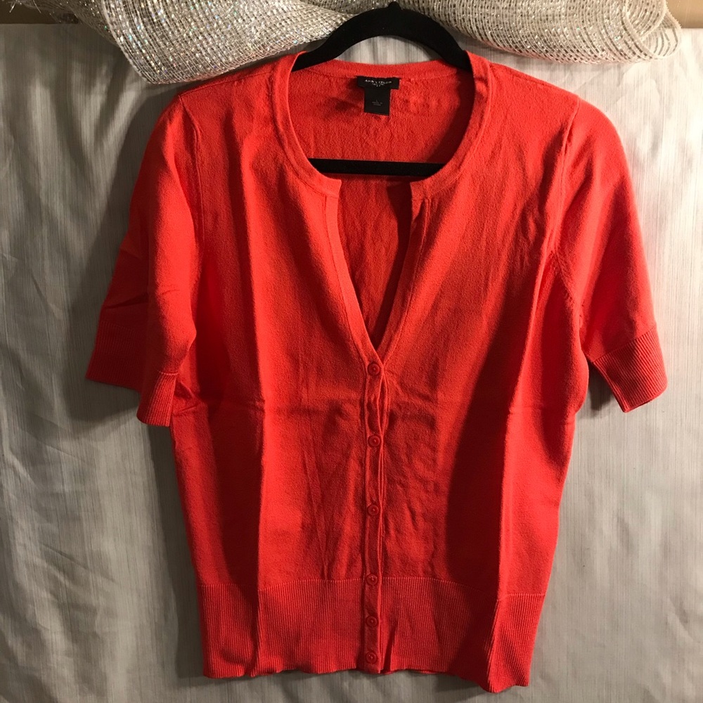 🎁Ann Taylor Button Front Sweater Size:L “New”